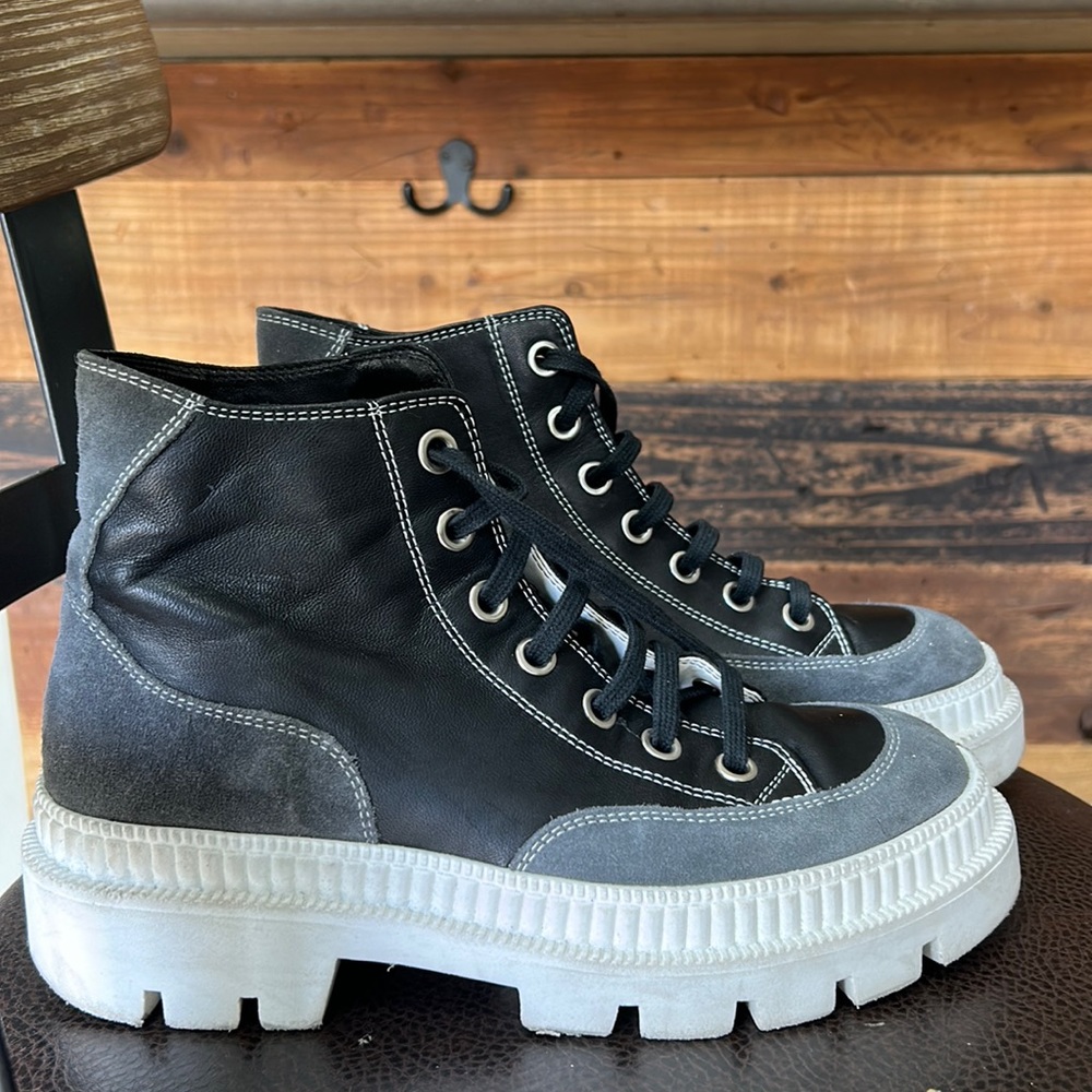 Minnelli Selinnha black leather sneakers
